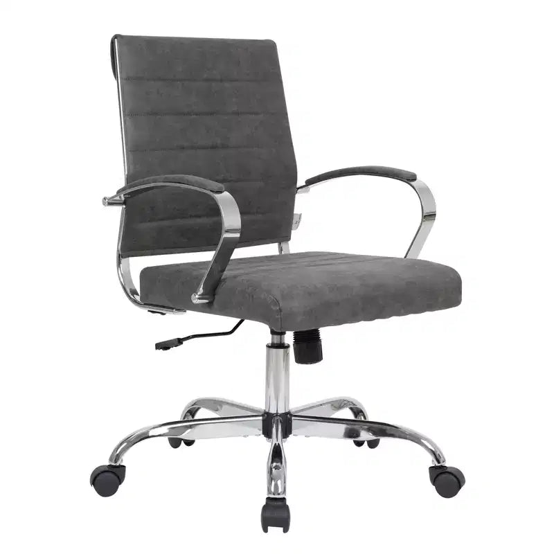 Chaise de bureau LeisureMod Benmar en cuir côtelé - Chaise de bureau exécutive pivotante et inclinable de style Mid-Century Modern - Piètement chromé