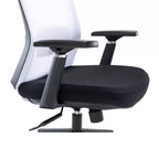 LeisureMod Ingram - Chaise de bureau ergonomique, Chaise de bureau pivotante réglable en hauteur avec support lombaire et fonction d'inclinaison, Chaise d'ordinateur confortable 8 heures pour le bureau