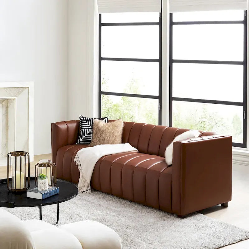 Canapé incurvé en cuir véritable Olinto Modern Camel de 83 pouces avec dossier capitonné par HULALA HOME