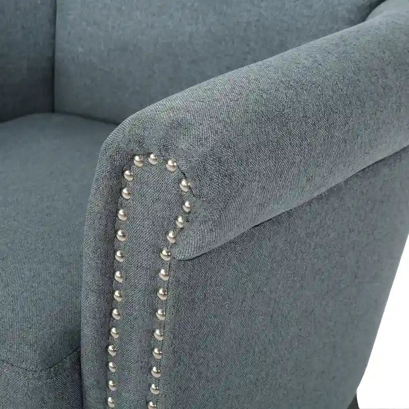 Fauteuil de club contemporain à accoudoirs roulés Brice avec garniture de clous décoratifs par Christopher Knight Home