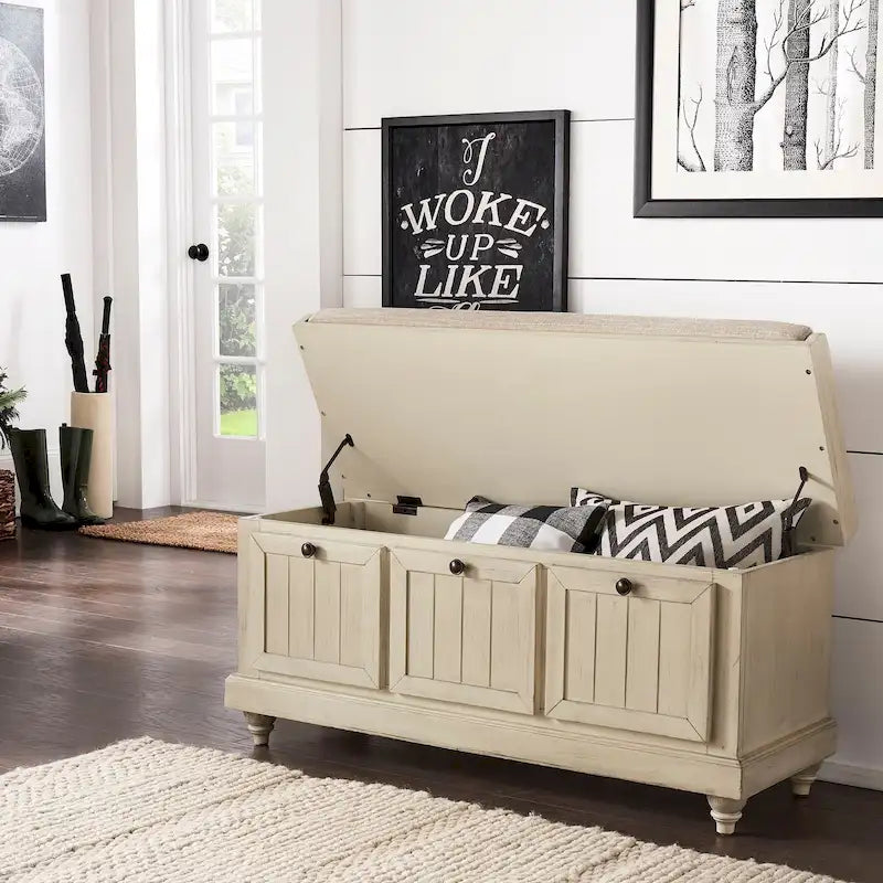 Banc de rangement Granger avec coussin en lin par iNSPIRE Q Classic