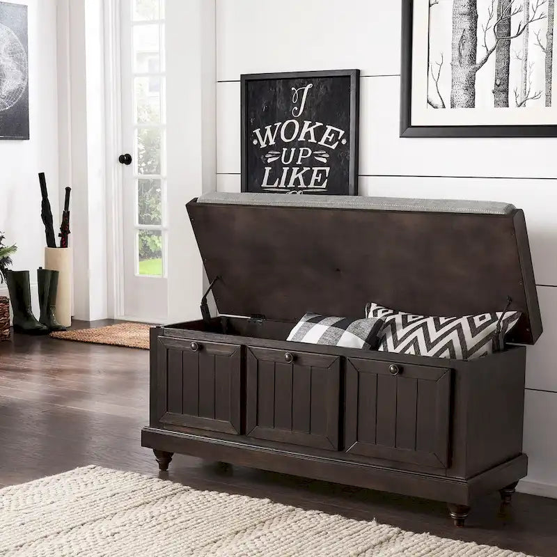 Banc de rangement Granger avec coussin en lin par iNSPIRE Q Classic