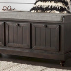 Banc de rangement Granger avec coussin en lin par iNSPIRE Q Classic