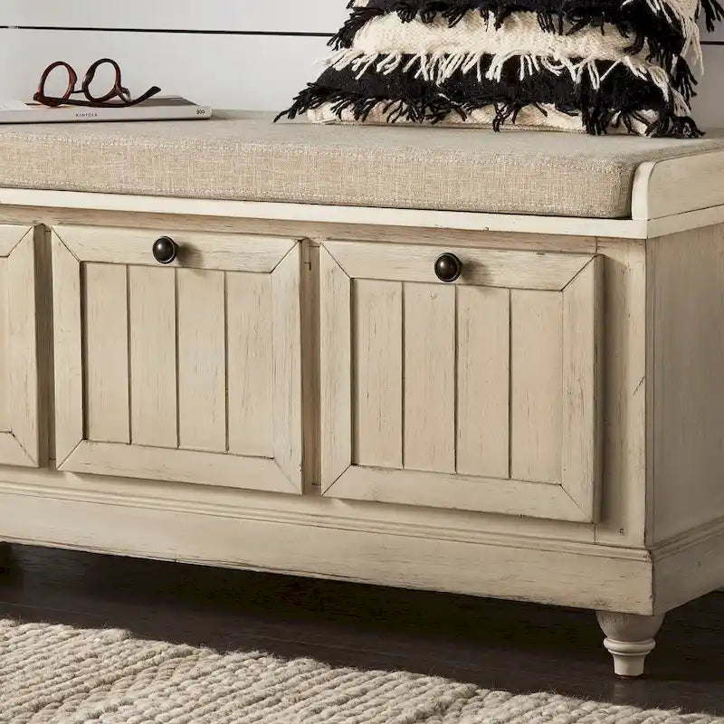 Banc de rangement Granger avec coussin en lin par iNSPIRE Q Classic
