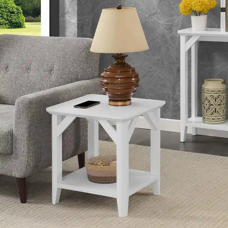 Table d'appoint Winston de Convenience Concepts avec étagère