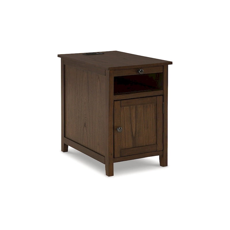 Table d'appoint de la collection Signature Design by Ashley Treytown - 16 L x 24 P x 24 H