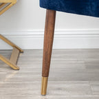 Fauteuil d'appoint en velours de style moderne du milieu du siècle Lindale de Roundhill Furniture