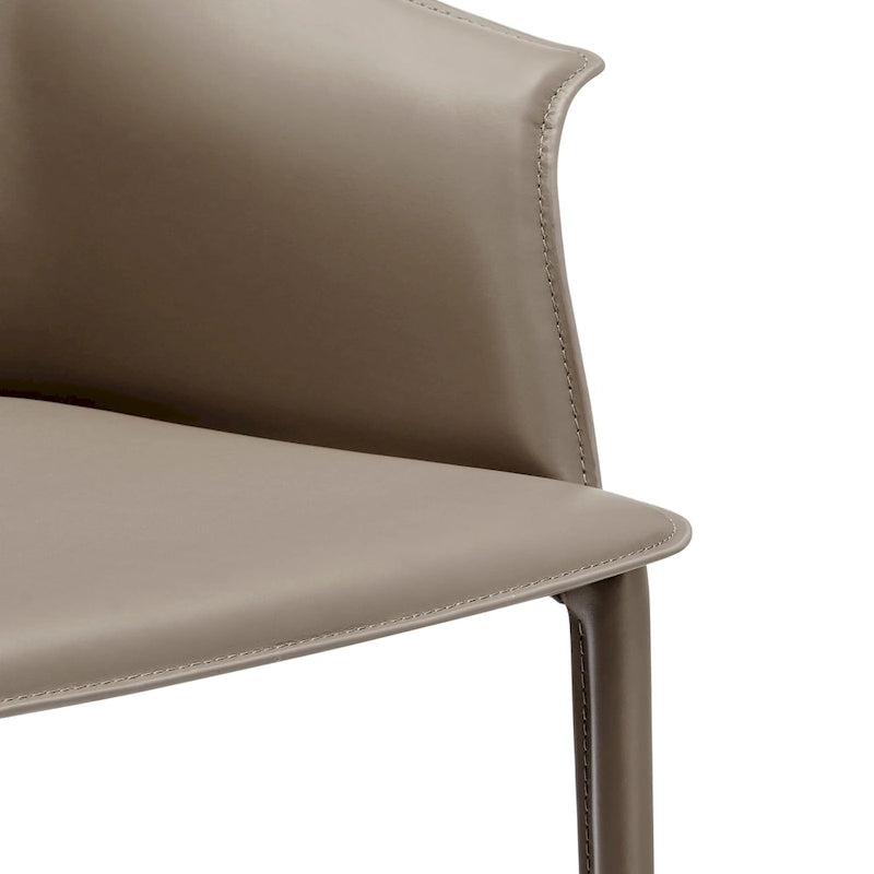 Chaise de salle à manger Callie en cuir recyclé avec accoudoirs
