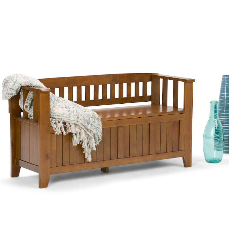Banc de rangement en bois massif 48 po WYNDENHALL Normandy pour entrée
