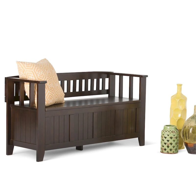 Banc de rangement en bois massif 48 po WYNDENHALL Normandy pour entrée