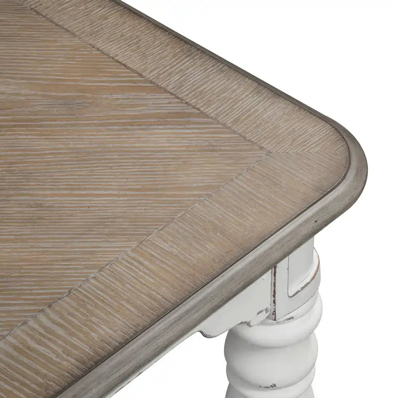 Ensemble de 7 pièces de table à pieds Magnolia Manor, blanc antique, écorce patinée