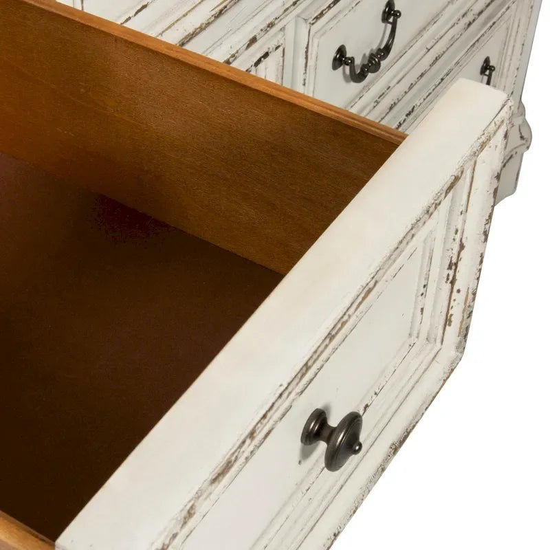 Ensemble de lit tapissé, commode avec miroir et table de nuit Magnolia Manor