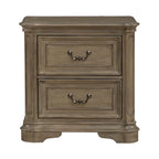 Ensemble de lit tapissé, commode avec miroir et table de nuit Magnolia Manor