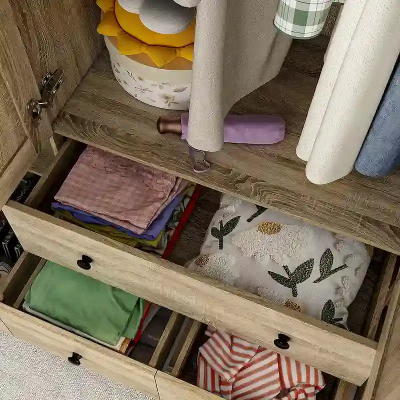 Armoire avec accents en rotin – Organiseur de vêtements spacieux et stylé