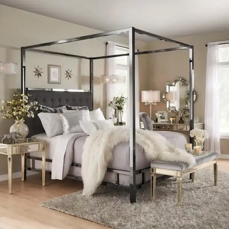 Lit à baldaquin king-size Solivita avec cadre nickel noir par INSPIRE Q Bold