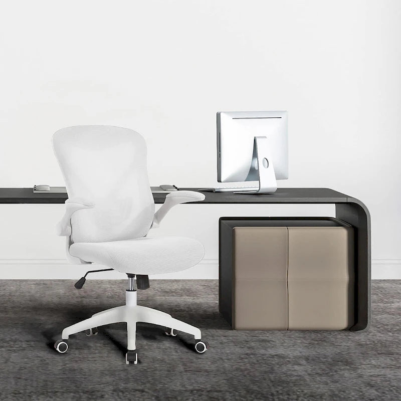 Chaise de bureau ergonomique en maille Porthos Home Cole avec base en nylon et mécanisme d'inclinaison