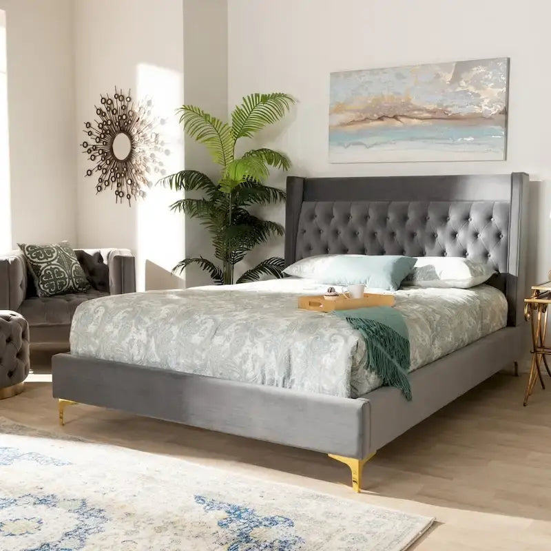 Lit plateforme glamour capitonné en velours contemporain