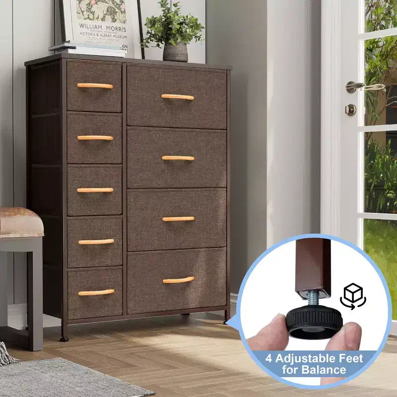 Crestlive Products Commode à 9 tiroirs pour chambre à coucher, tour de rangement verticale avec cadre en acier robuste, plateau en bois, tiroirs en tissu faciles à tirer, poignées en bois.