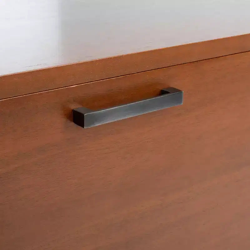 Étagère Vlad à 3 tablettes et 1 porte - ETG9405 - Safavieh