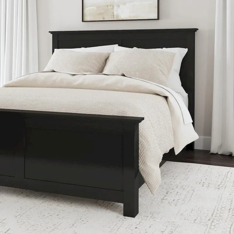 Lit Queen, table de nuit et commode Homestyles Oak Park en bois noir