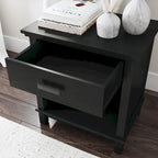 Lit Queen, table de nuit et commode Homestyles Oak Park en bois noir