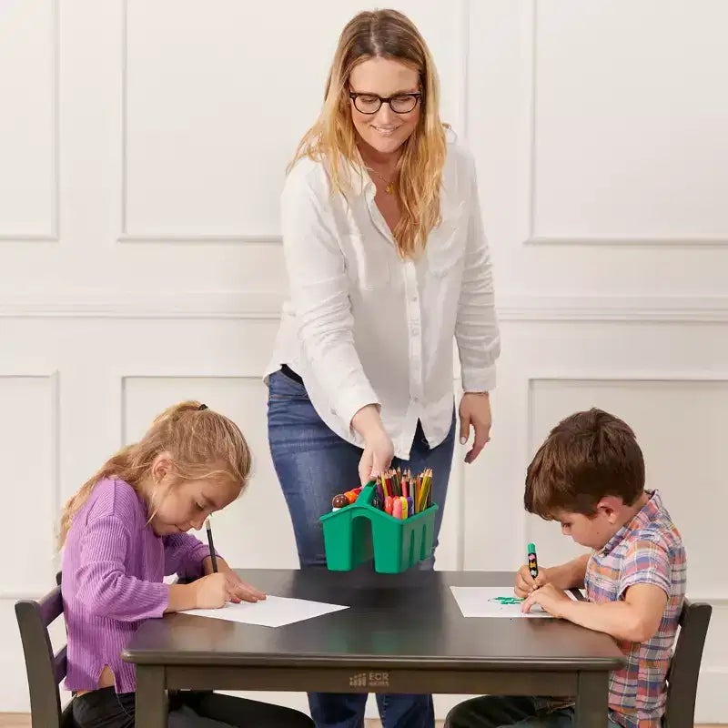 Table carrée en bois dur ECR4Kids 76 cm x 76 cm avec pieds de 56 cm, Meubles pour enfants