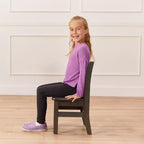 Table en bois dur ECR4Kids 24 po x 24 po et deux chaises 12 po, 3 pièces