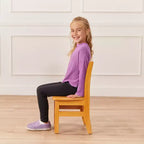 Table en bois dur ECR4Kids 24 po x 24 po et deux chaises 12 po, 3 pièces