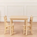 Table en bois dur ECR4Kids 24 po x 24 po et deux chaises 12 po, 3 pièces