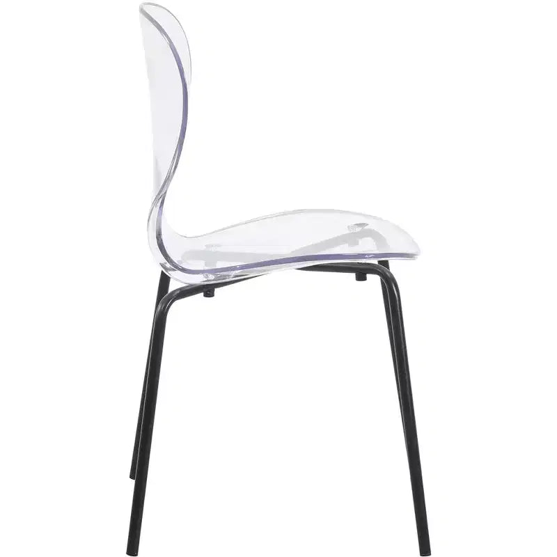 LeisureMod Oyster Chaises de salle à manger transparentes (lot de 2) - Empilables, dossier incurvé, avec pieds en acier inoxydable noir pour cuisine ou salle à manger