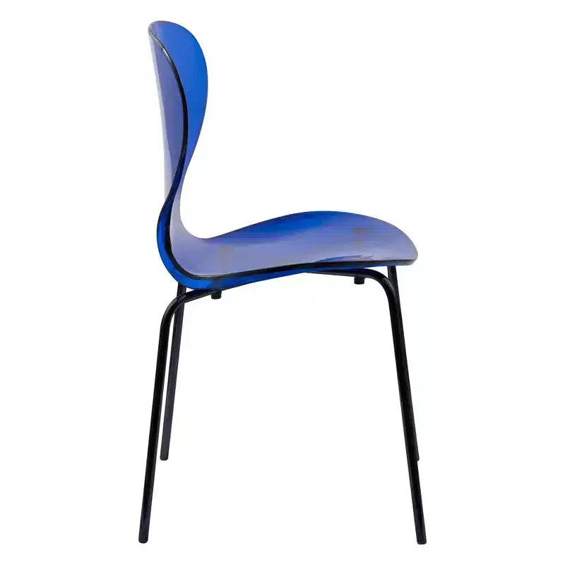LeisureMod Oyster Chaises de salle à manger transparentes (lot de 2) - Empilables, dossier incurvé, avec pieds en acier inoxydable noir pour cuisine ou salle à manger