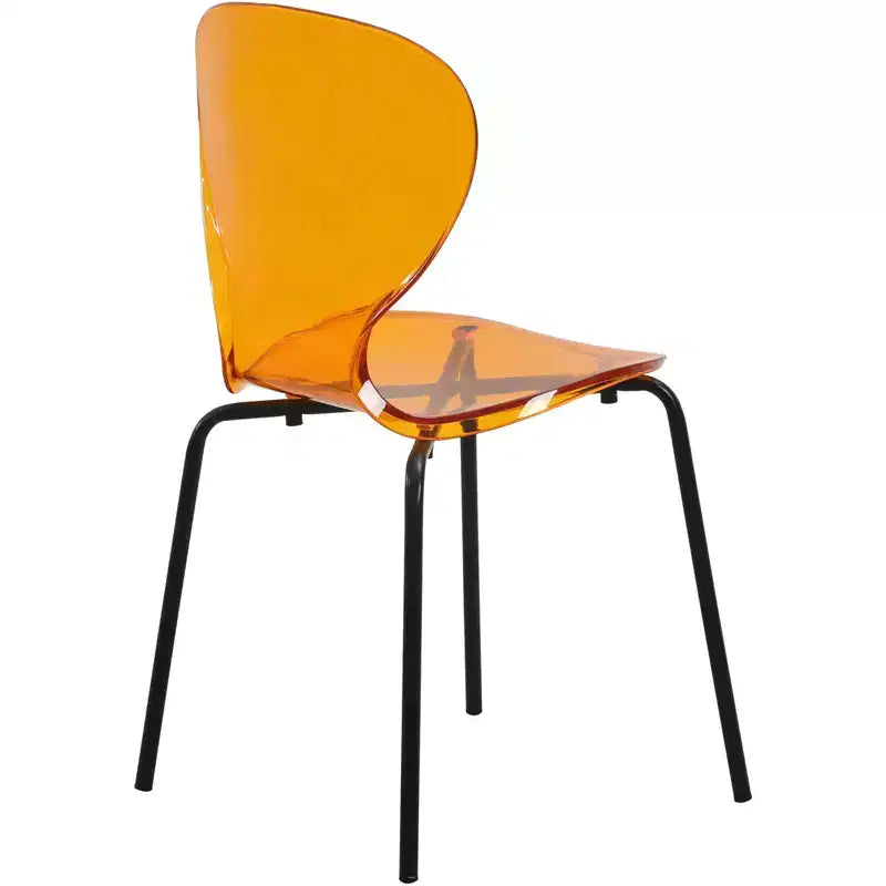 LeisureMod Oyster Chaises de salle à manger transparentes (lot de 2) - Empilables, dossier incurvé, avec pieds en acier inoxydable noir pour cuisine ou salle à manger