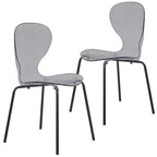 LeisureMod Oyster Chaises de salle à manger transparentes (lot de 2) - Empilables, dossier incurvé, avec pieds en acier inoxydable noir pour cuisine ou salle à manger