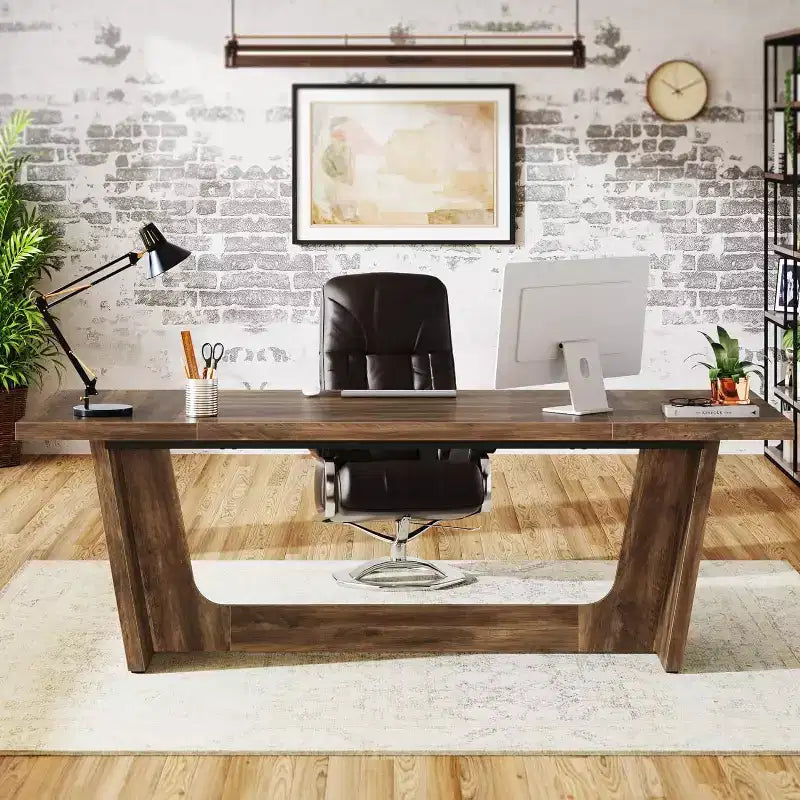 Bureau d'ordinateur de direction Lantine de 70,87 pouces avec piédestal en bois massif