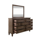 Ensemble de chambre Americana Farmhouse comprenant un lit à baldaquin, une commode, un miroir et une table de chevet