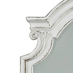 Lit traîneau capitonné, commode avec miroir et table de chevet Magnolia Manor, blanc antique et écorce patinée