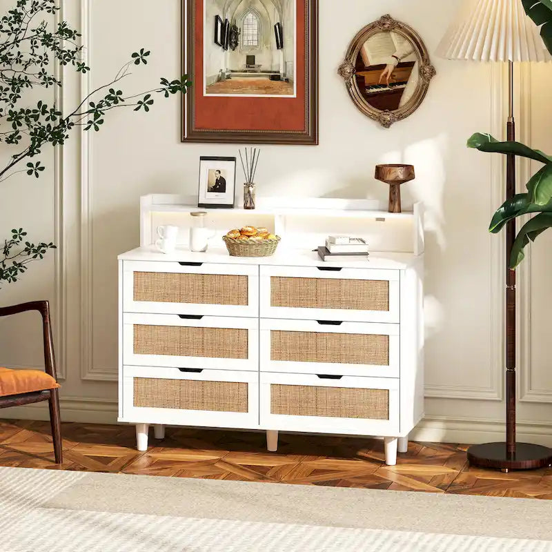 43.316-Commode de rangement en rotin à tiroirs Commode en rotin avec lumières LED et prise de courant, pour chambre, salon
