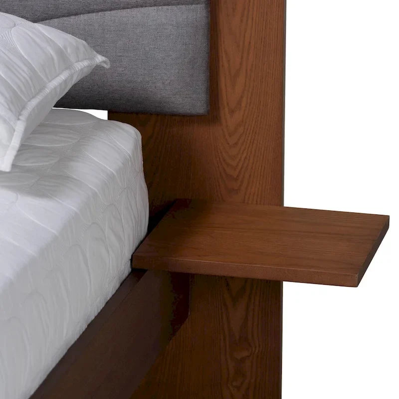 Lit plateforme Hemera Mid-Century Modern en tissu gris et bois de noyer marron avec table de chevet flottante, grand format