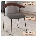 Chaise de salle à manger LeisureMod rembourrée en cuir avec dossier en hêtre et pieds en fer, lot de 4, série Lyra