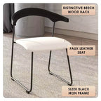 Chaise de salle à manger LeisureMod rembourrée en cuir avec dossier en hêtre et pieds en fer, lot de 4, série Lyra