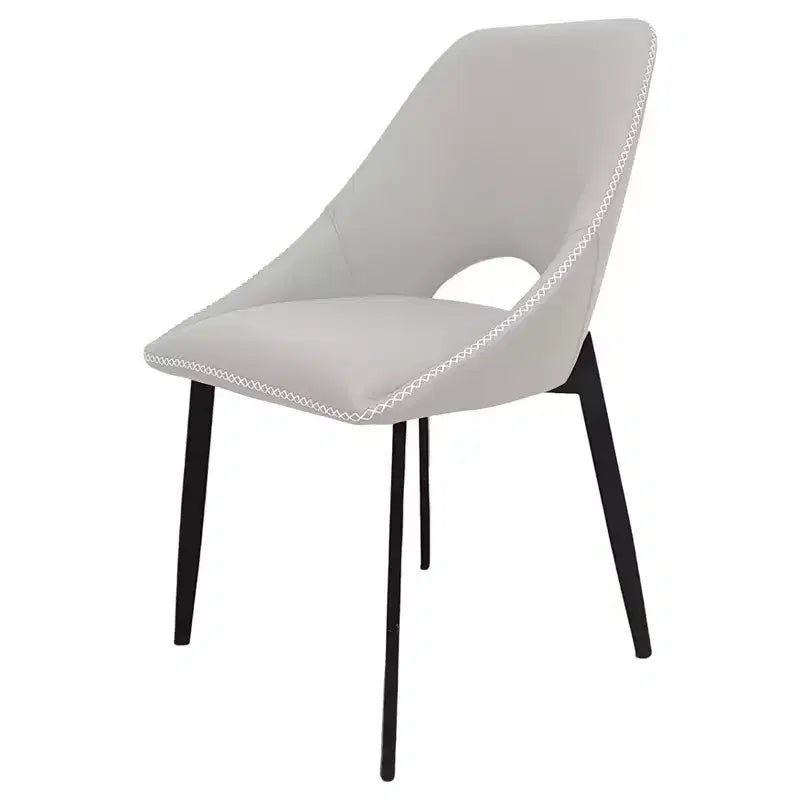 Lot de 4 chaises de salle à manger rembourrées LeisureMod Collection Amalfi avec dossier ouvert incurvé et pieds en fer thermolaqué pour cuisine et salle à manger