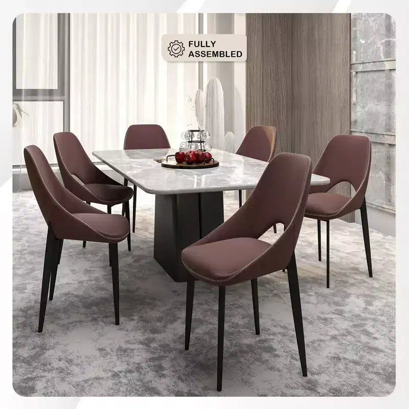 Lot de 4 chaises de salle à manger rembourrées LeisureMod Collection Amalfi avec dossier ouvert incurvé et pieds en fer thermolaqué pour cuisine et salle à manger