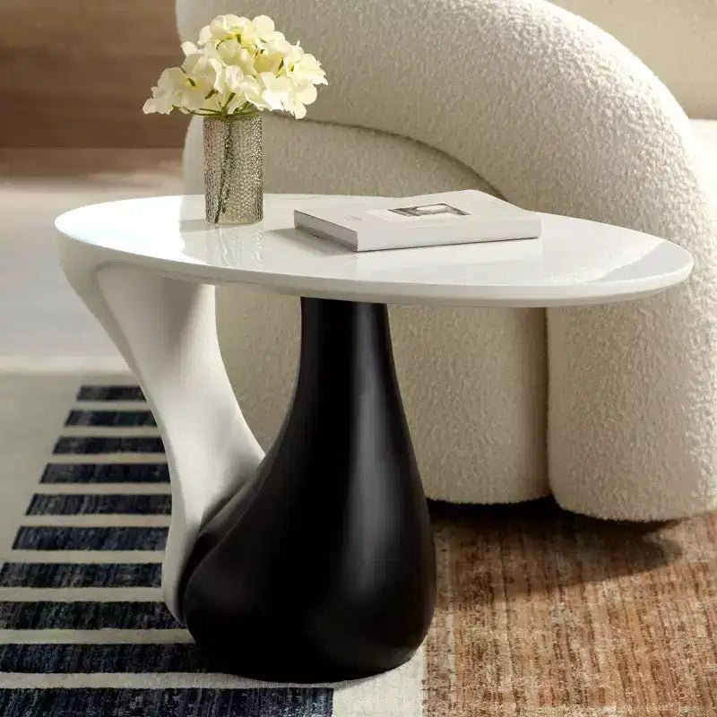 Table basse ovale moderne noire Studio 55D Dali Melt 70 x 44 cm Plateau et côté en marbre blanc pour salon, chambre, maison