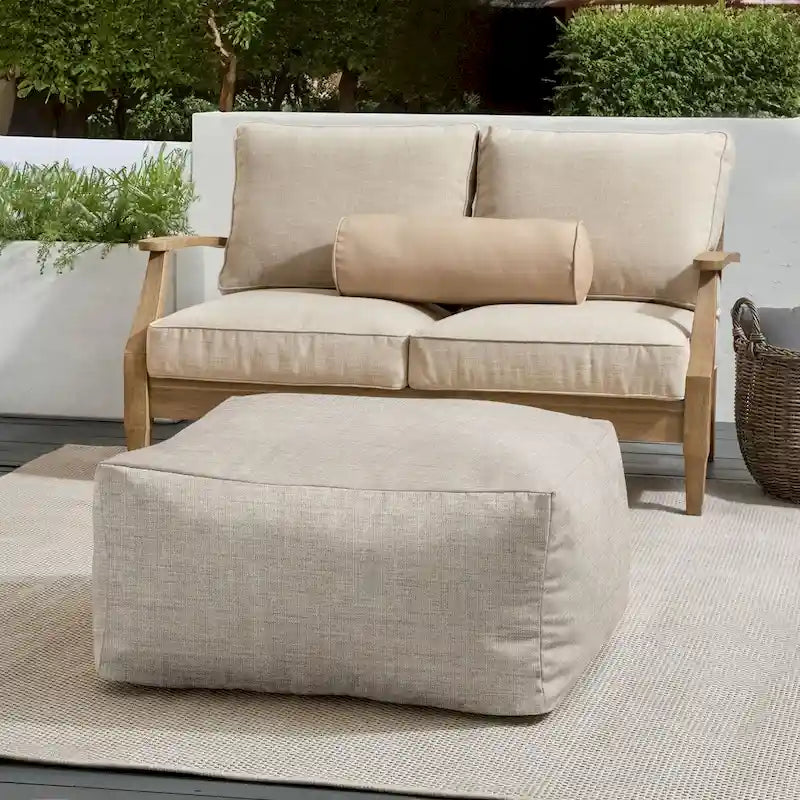 Pouf Sorra Home Sunbrella d'extérieur, couleur unie, bords cousus