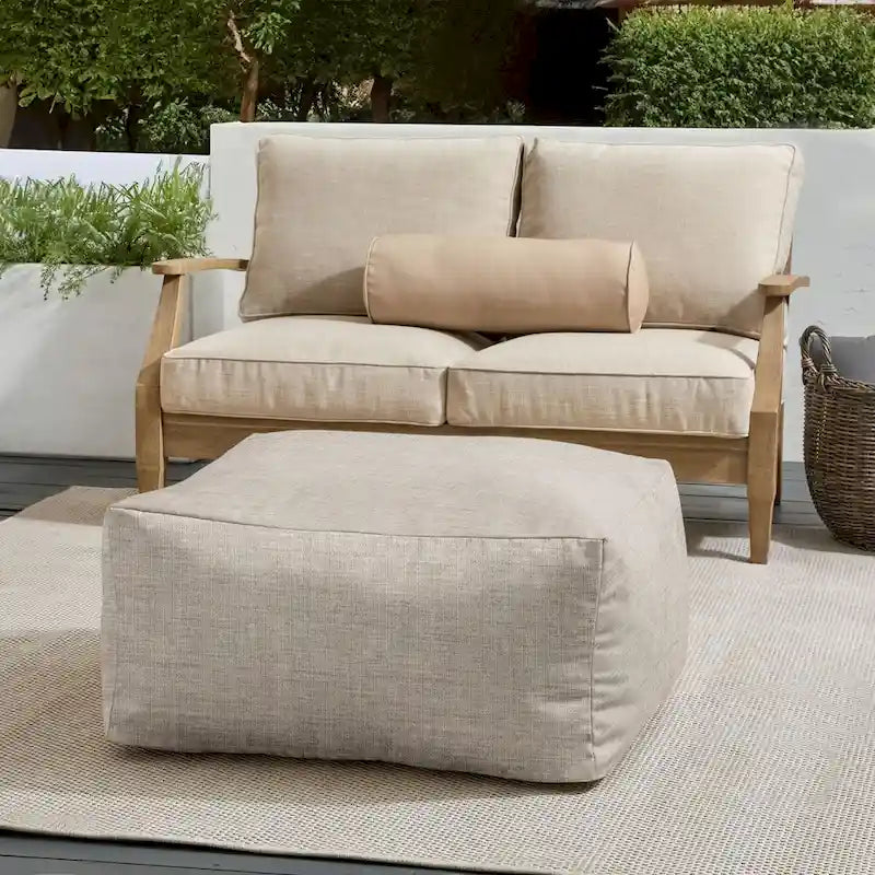 Pouf Sorra Home Sunbrella d'extérieur, couleur unie, bords cousus
