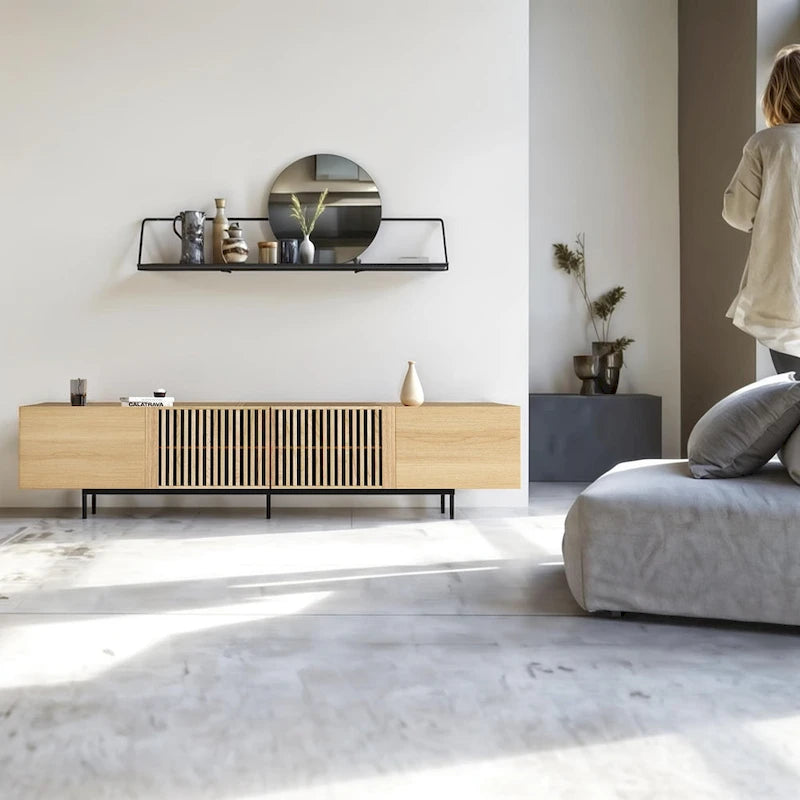 Meuble TV moderne élégant de style milieu de siècle pour téléviseurs jusqu'à 80 pouces. Grand espace de rangement pour appareils multimédias, gestion des câbles. Montage facile.