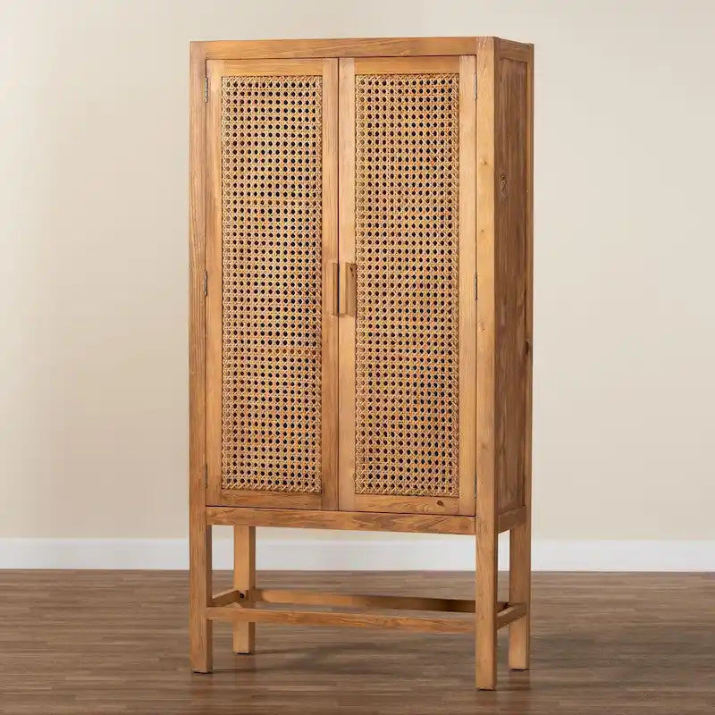 Armoire haute Sibu en rotin naturel de Bohème et bois de teck
