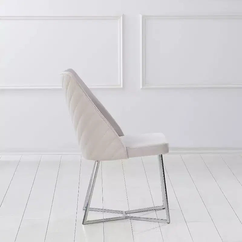 Lot de 2 chaises de salle à manger Glam rembourrées en microfibre - HOMES: Inside + Out