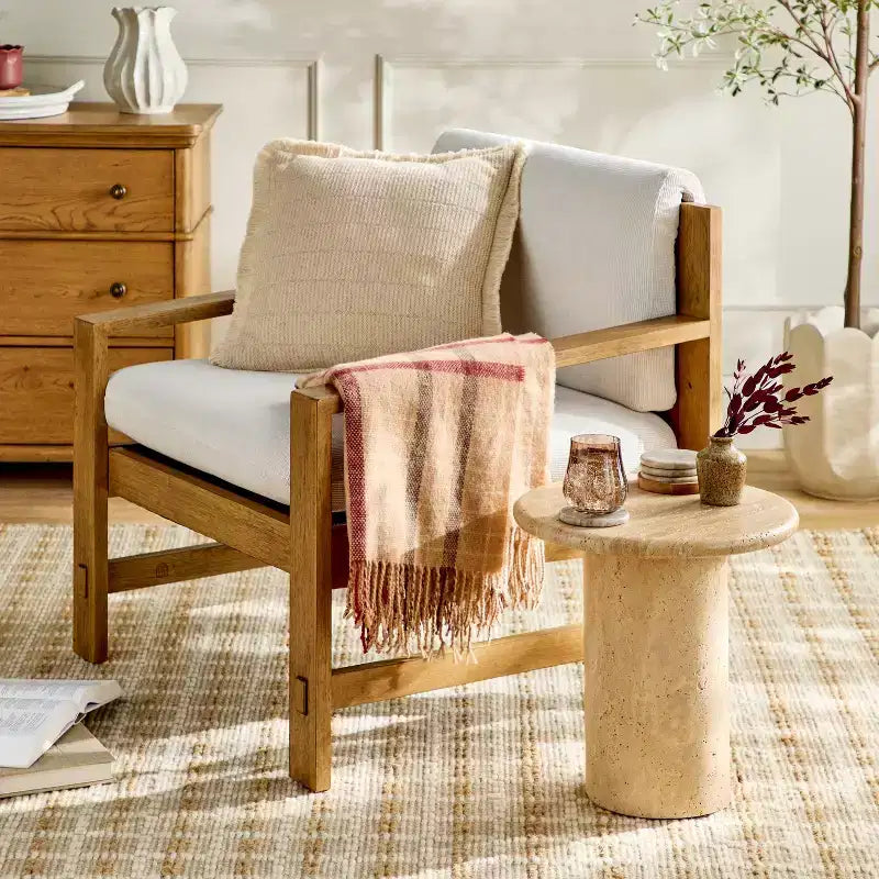 Table d'appoint ronde en travertin - Hearth & Hand with Magnolia