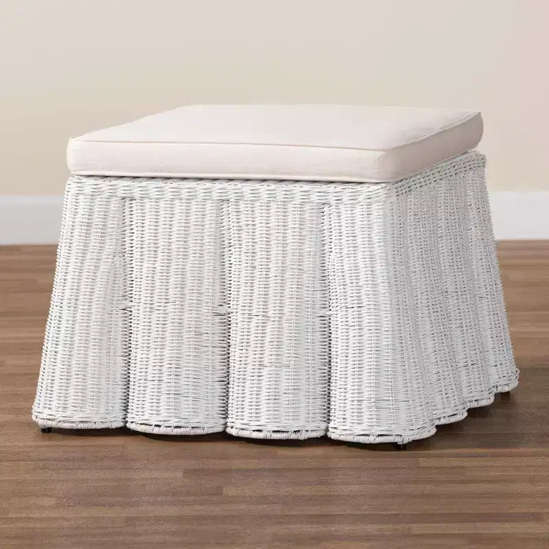 Pouf en rotin Bali & Pari Palm Scallop